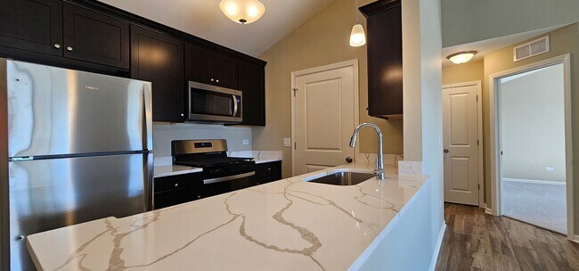 Photo - 1 Bedroom, 1 Bathroom, Mid, Second Floor, ...