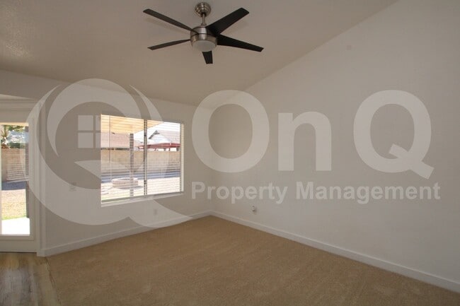 Photo - 7849 W Hearn Rd
