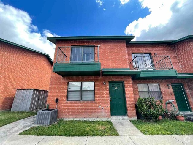 Building Photo - 8915 McPherson Rd Unit 28 D Rental