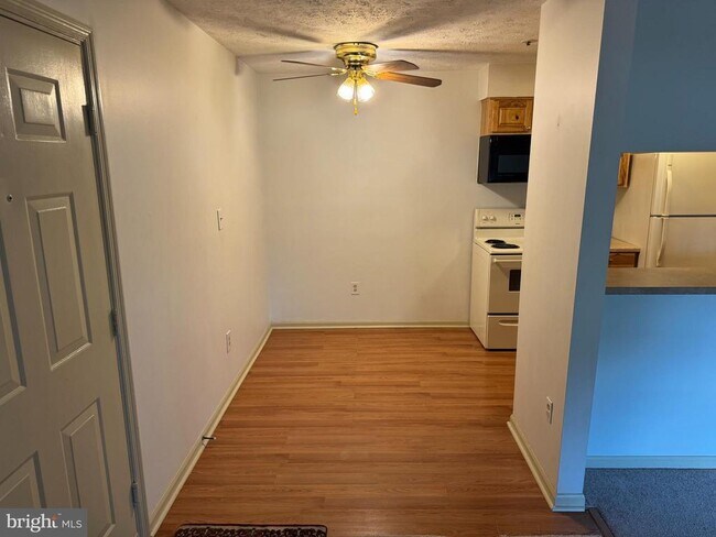 Photo - 4704 Dorsey Hall Dr Unidad 2-204