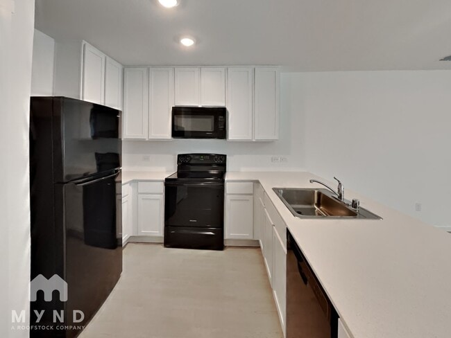 Photo - 242 Willow Wy