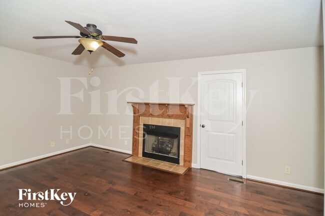 Photo - 978 Dwight Eisenhower Way