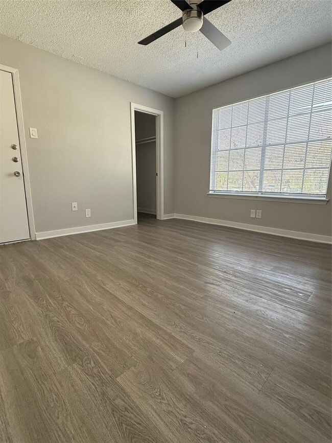 Photo - 311 E 31st St Unit 203B