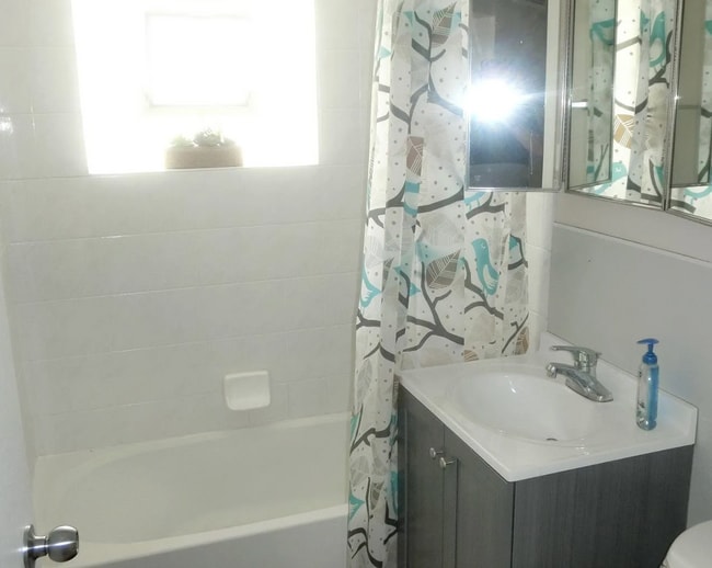 Photo - Updated 1-Bedroom Apartment – Available No...