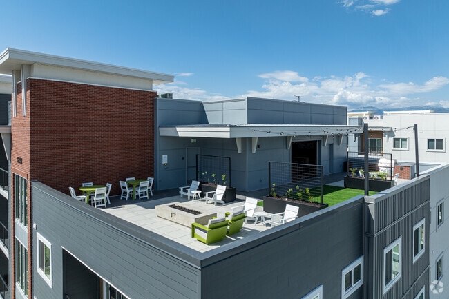 Rooftop Lounge