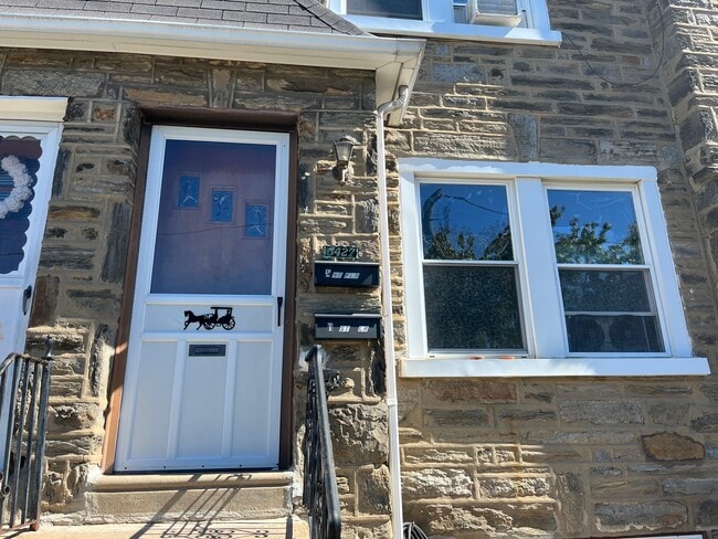 Photo - 3427 Sheffield Ave