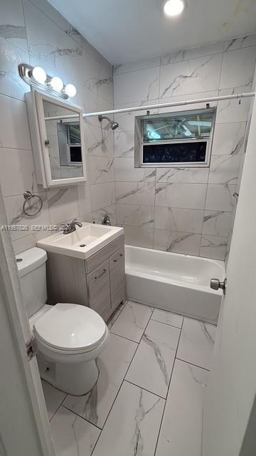 Photo - 1289 NE 181st St