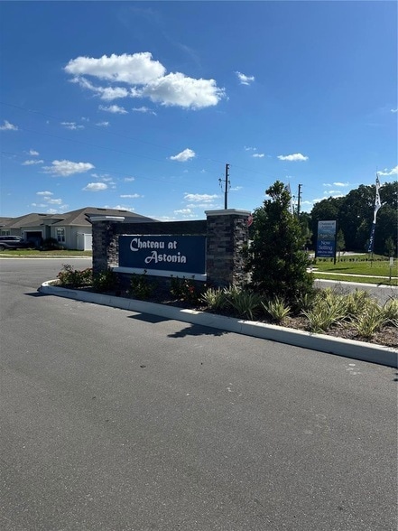 Photo - 3303 Laurent Lp