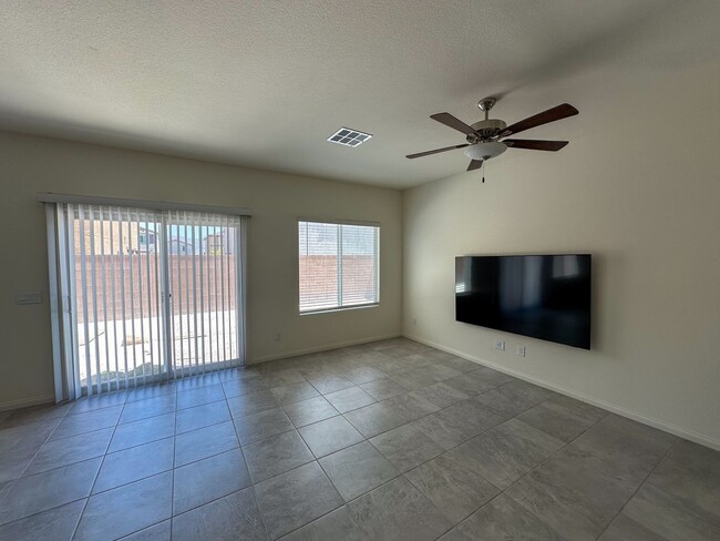 Photo - 1782 Kylie River Pl