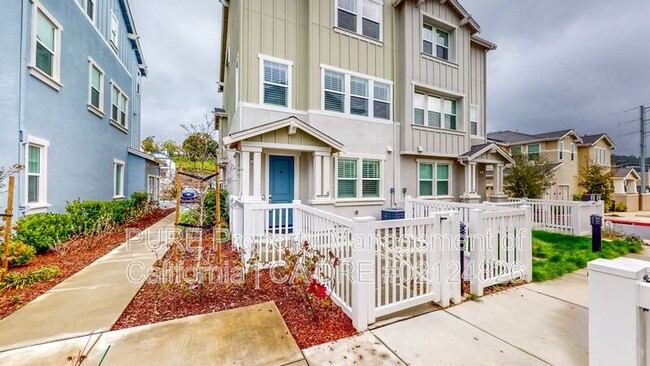 Photo - 4 Orta Wy Townhome