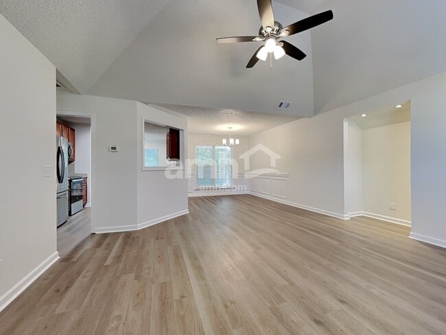 Photo - 89 Stonewall Dr