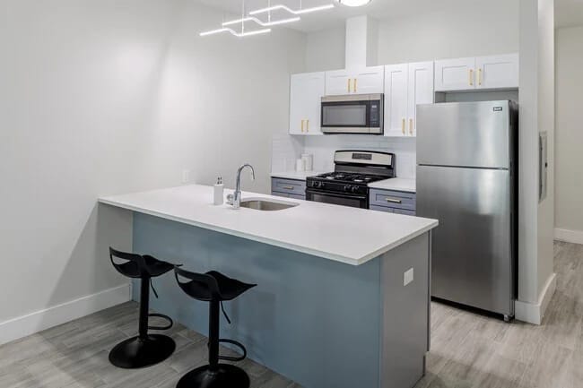 Photo - 130 Ellis Ave Unidad 209