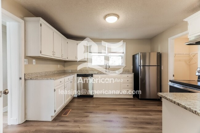 Photo - 432 6th Ave SW