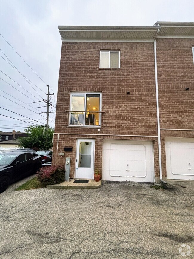 Niles Villa Townhomes for Rent Niles IL 1 Townhouses