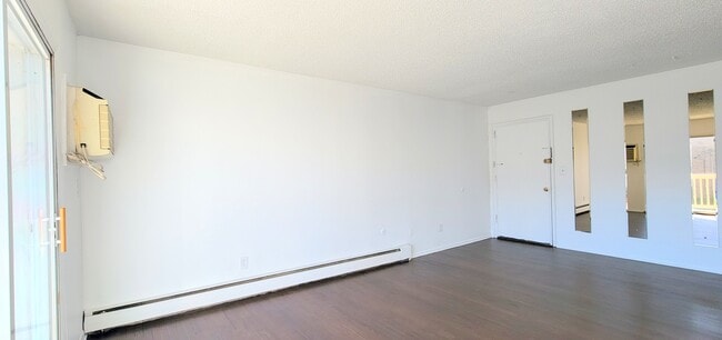 LR w hardwood flooring - 17 Cuozzo St Unit 4B