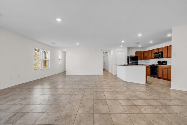 Photo - 6715 Hillsdale Creek Dr