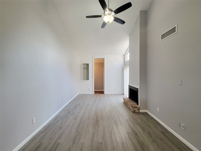 Photo - 6401 Deihl Rd Unit 307