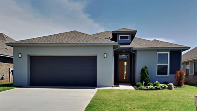Photo - 600 NW 182nd St