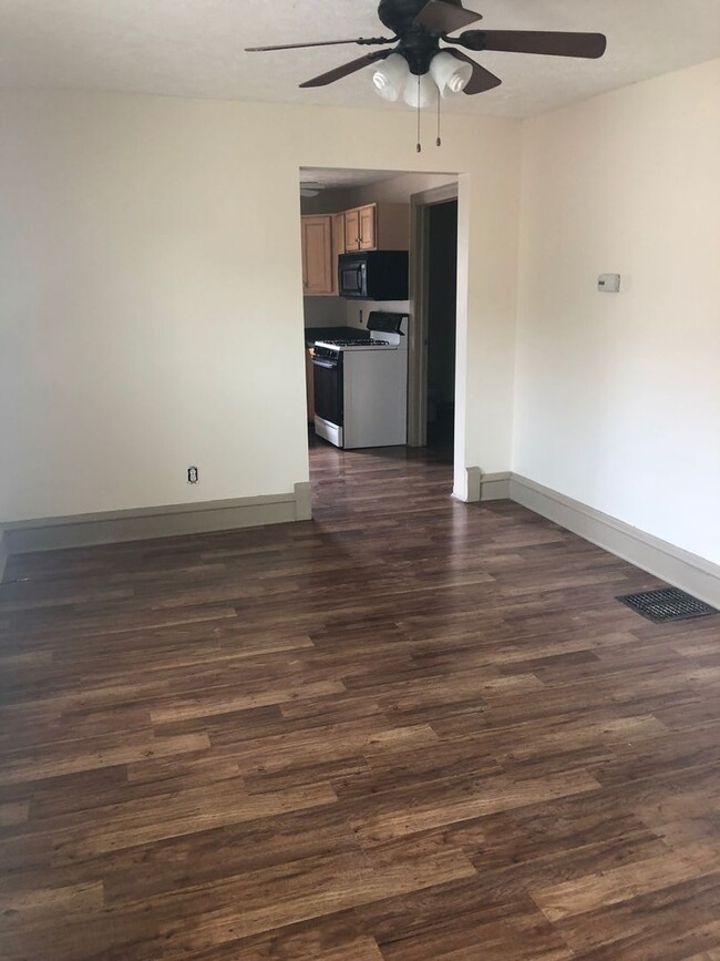 Photo - 356 Arch St Apartment Unit 356 1/2
