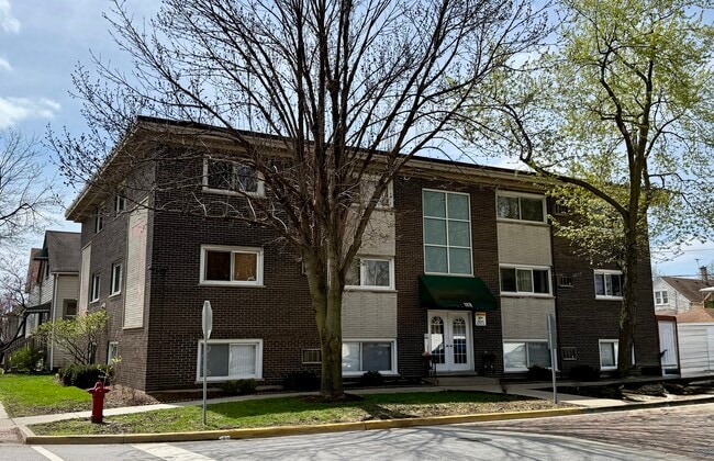 Building Photo - 1101 Harlem Ave Unit 301