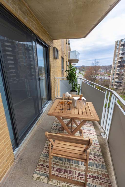 Photo - The Riviera Apartments