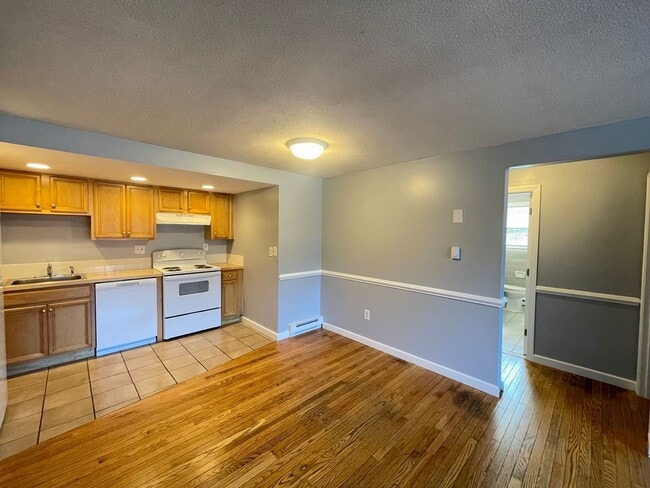181 Loudon Rd Unit 106