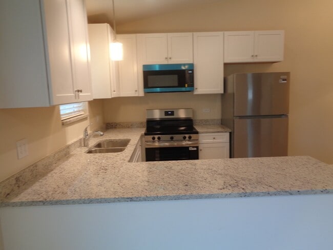 115 N Essington Rd Unit 10