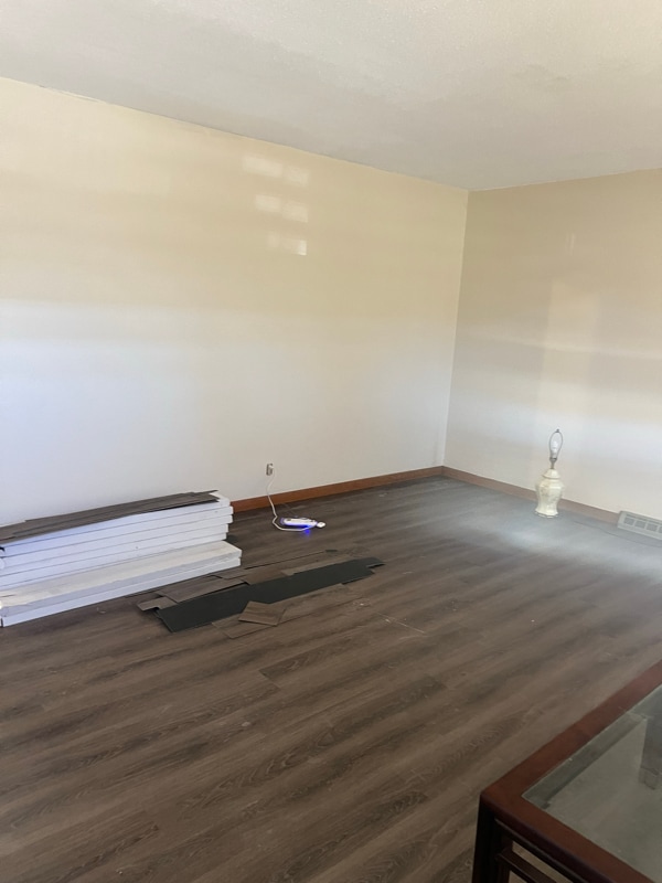 Photo - 801 36th St SE