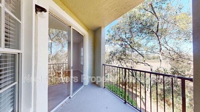 Photo - 2005 Mariposa Vista Ln Unit #207