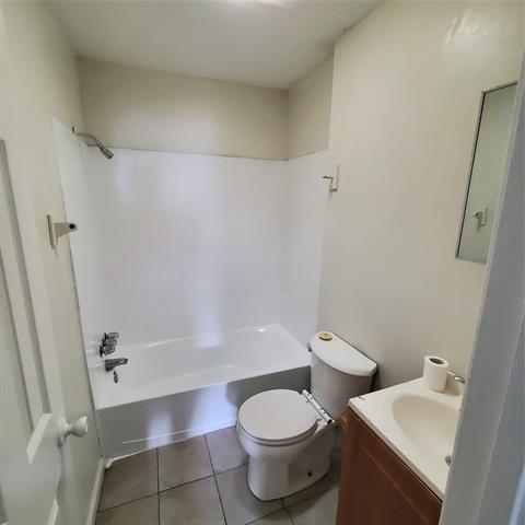 Photo - 4205 Metropolitan Ave