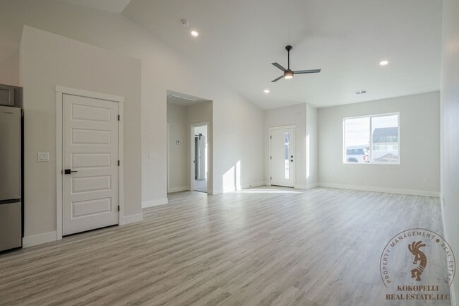 Photo - 2466 Revere Rd