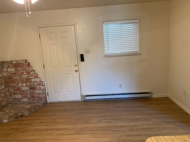 Photo - Adorable One-Bedroom for rent