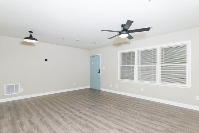 Photo - 1790 Lavista Rd Unit 1