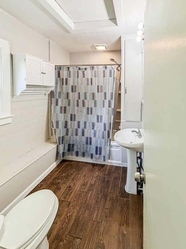 Photo - 159 E Bennett St
