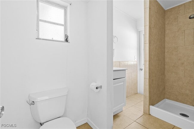 Photo - 6004 Deming Ave