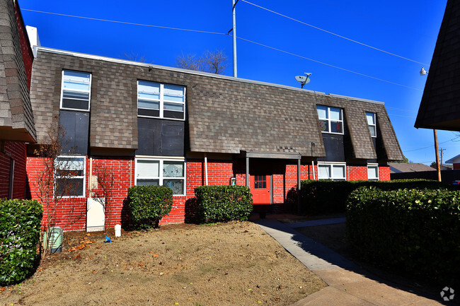 Huntington Creek Apartments - Huntington Creek Apartments