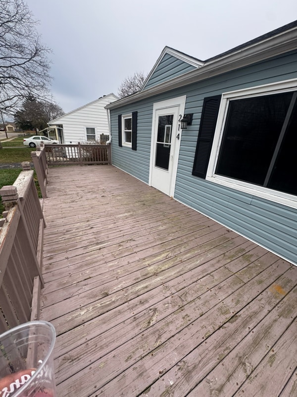 Photo - 214 William St