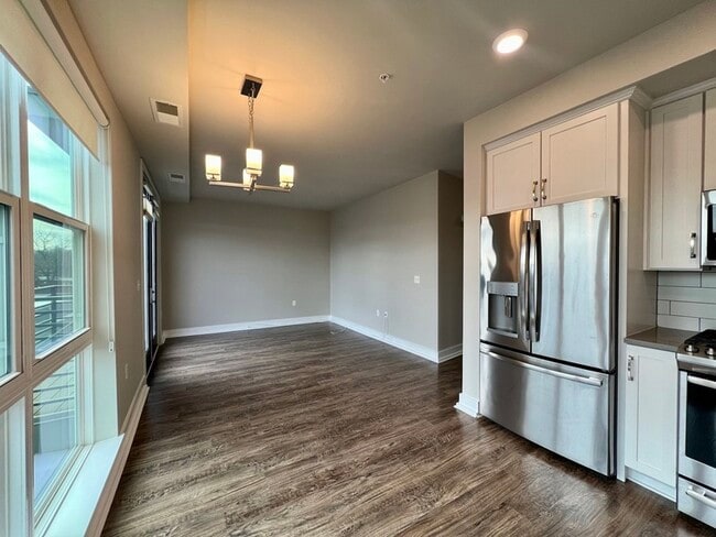 Photo - 1800 Mt Vernon Ave