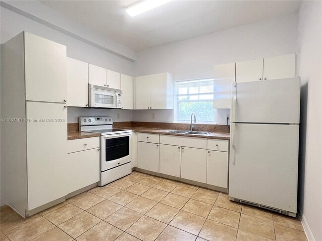 Photo - 9720 SW 184th St Unit 103