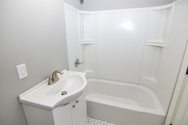 Photo - 1212 Lake Michigan Dr NW