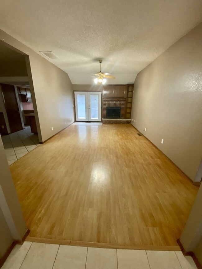 Photo - 1708 San Juan Ave
