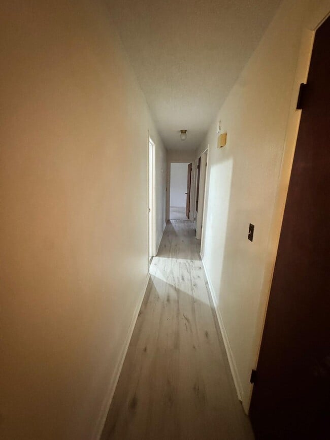 Photo - 4460 NE 25th Ave