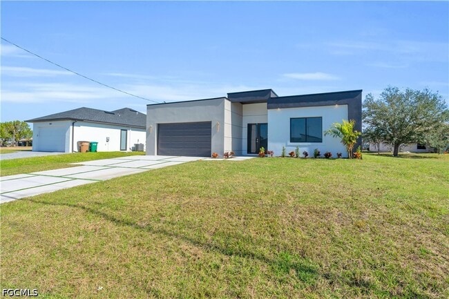 Photo - 1021 Chiquita Blvd N
