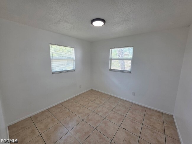 Photo - 5426 Sago Ave