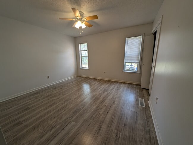 Photo - 116 Edgefield Rd Unidad 1