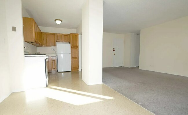 Photo - 2550 Olinville Ave