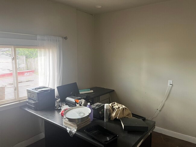 Photo - 4211 W Beltline Hwy