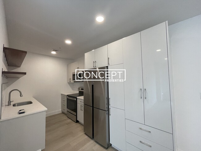 Photo - 1 Newcomb St Unidad 503CP Rental