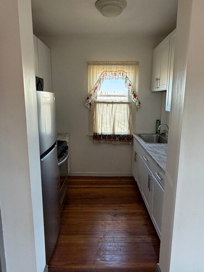 Photo - 168 Brownell St Unit 3