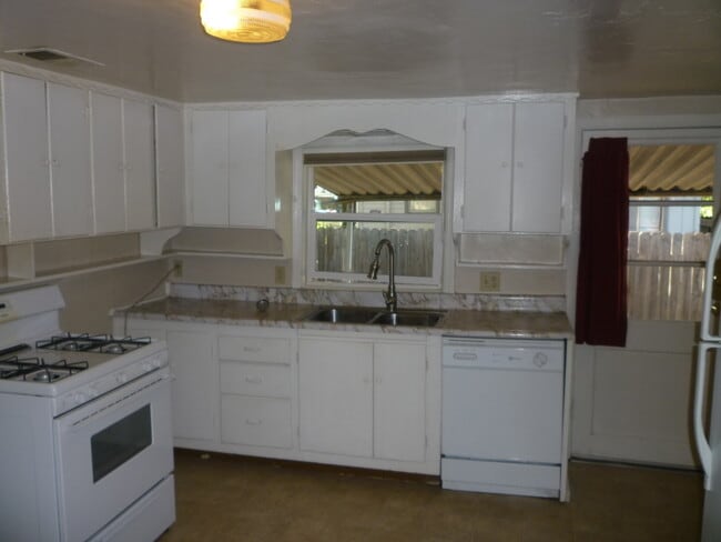 Photo - Cute 2 Bed 2 Bath!